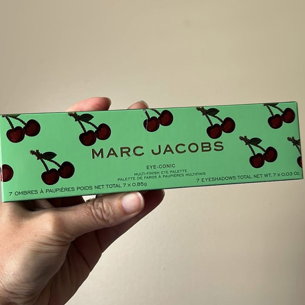 NIB Marc Jacobs Eye-Conic Eye Palette 🍒 💚